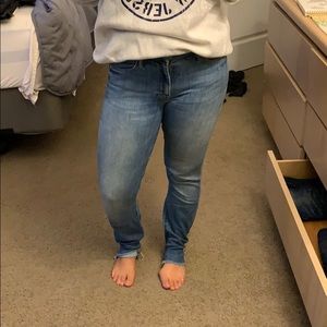 Light washed Mothers jeans